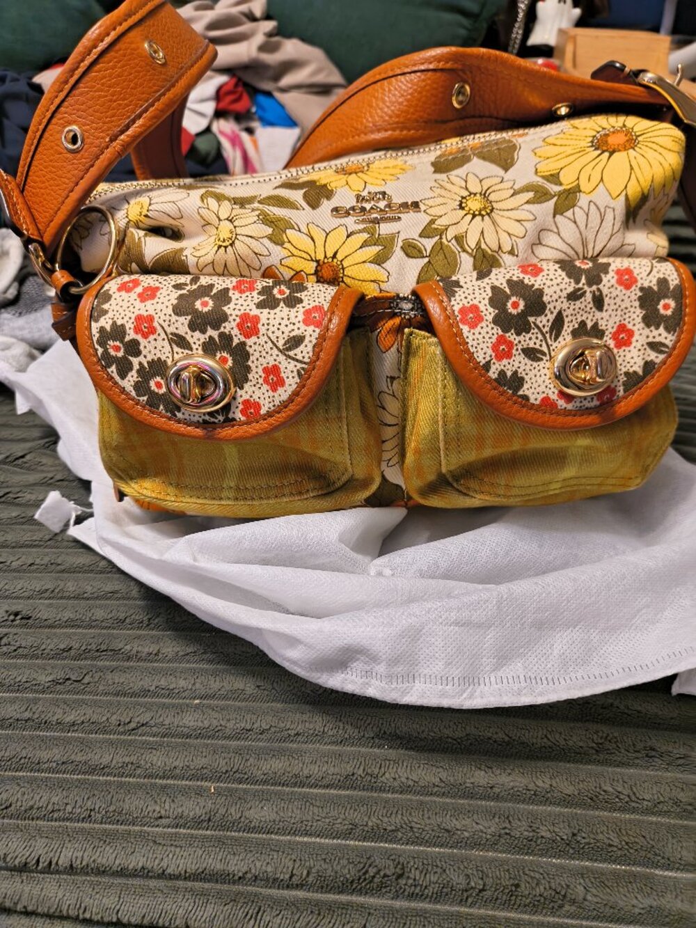 Coach floral turnlock